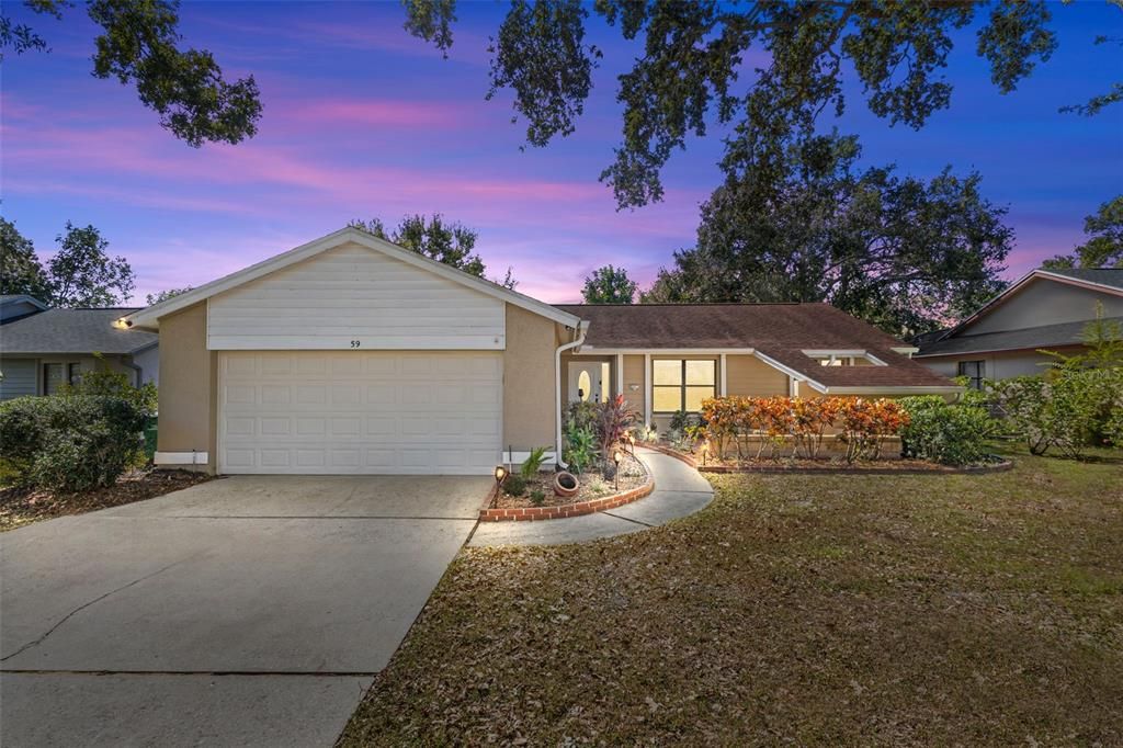 Vendido Recientemente: $450,000 (3 camas, 2 baños, 1658 Pies cuadrados)