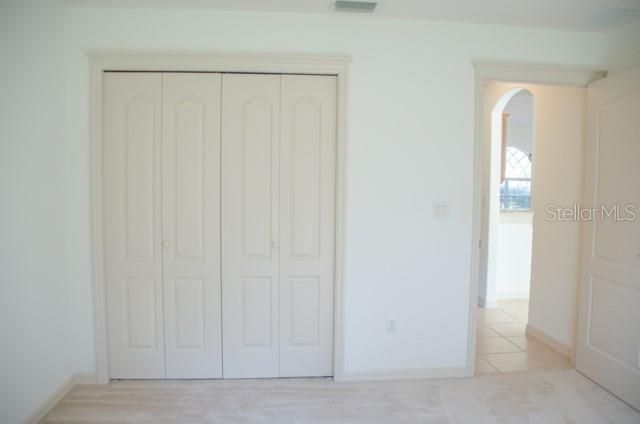 For Rent: $2,100 (3 beds, 2 baths, 2139 Square Feet)