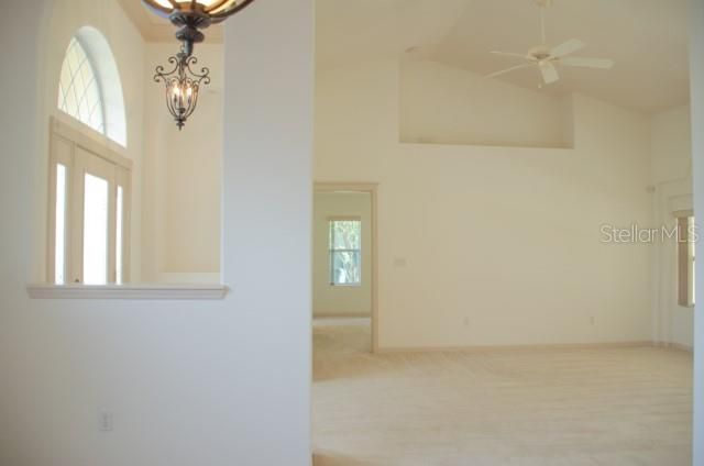 For Rent: $2,100 (3 beds, 2 baths, 2139 Square Feet)