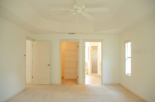 For Rent: $2,100 (3 beds, 2 baths, 2139 Square Feet)