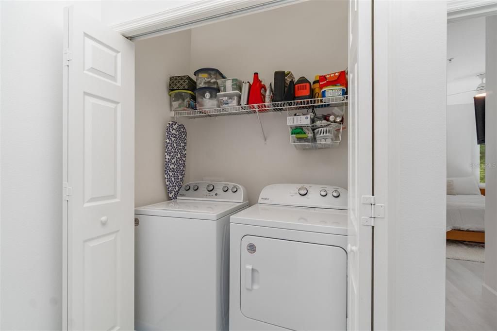 Activo con contrato: $299,900 (3 camas, 2 baños, 1575 Pies cuadrados)