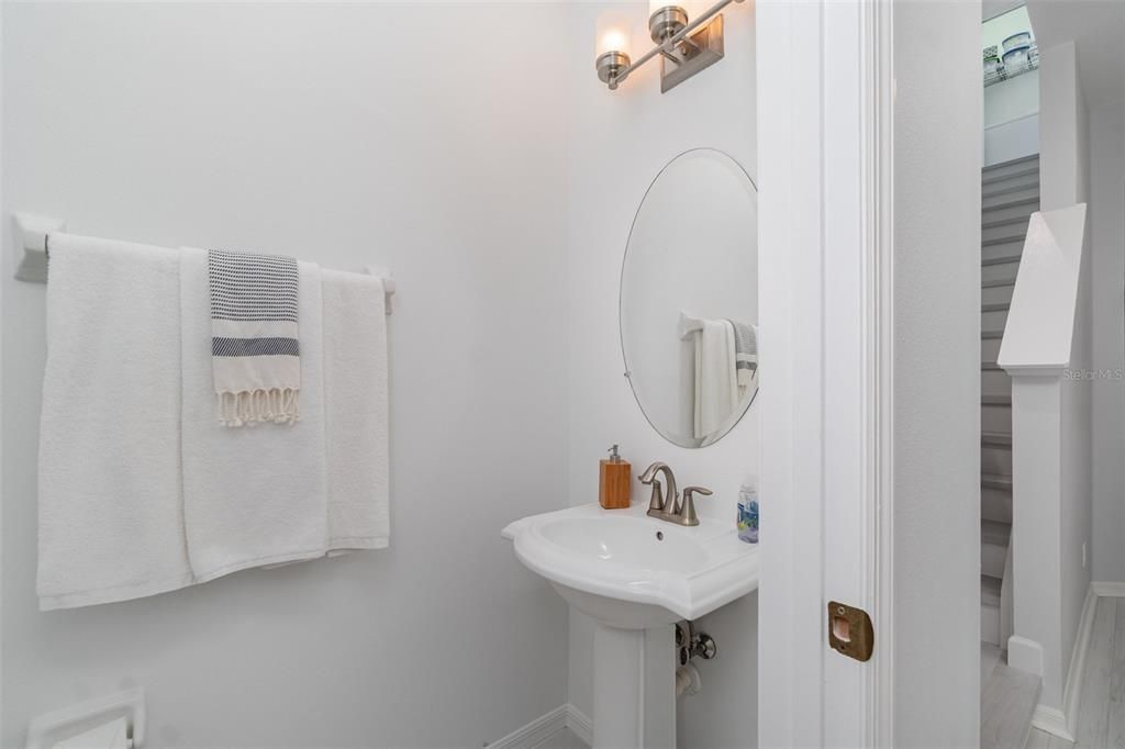 Activo con contrato: $299,900 (3 camas, 2 baños, 1575 Pies cuadrados)