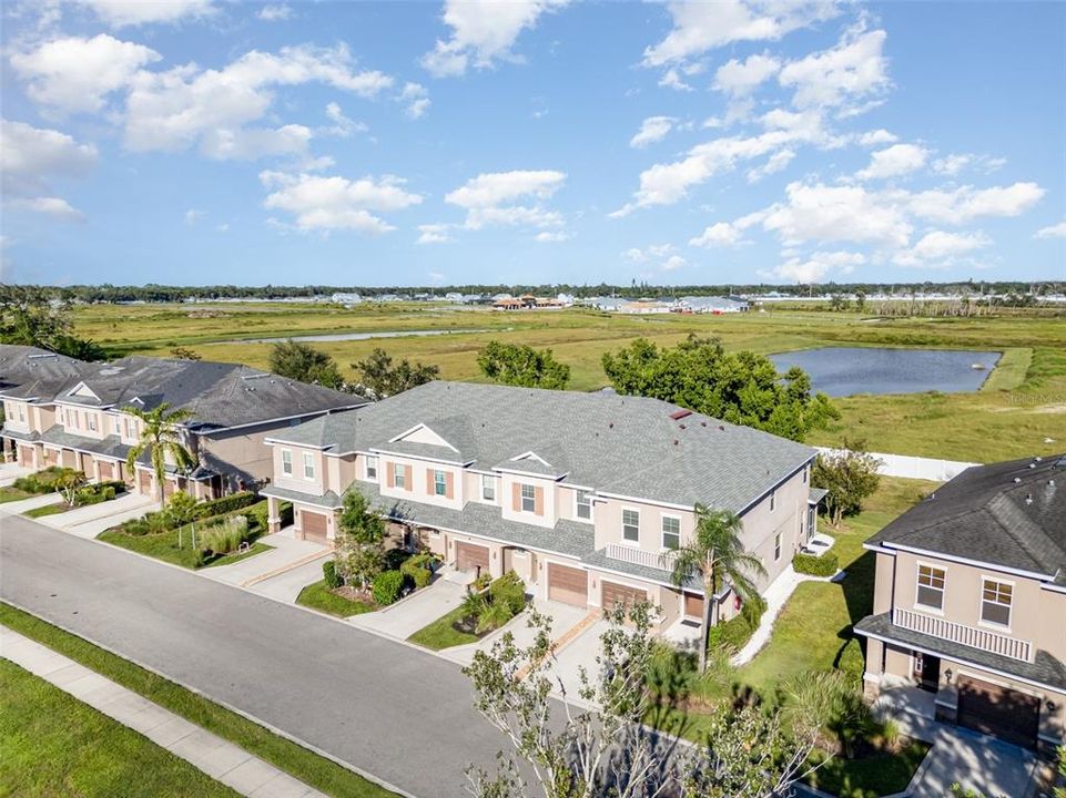 Activo con contrato: $299,900 (3 camas, 2 baños, 1575 Pies cuadrados)