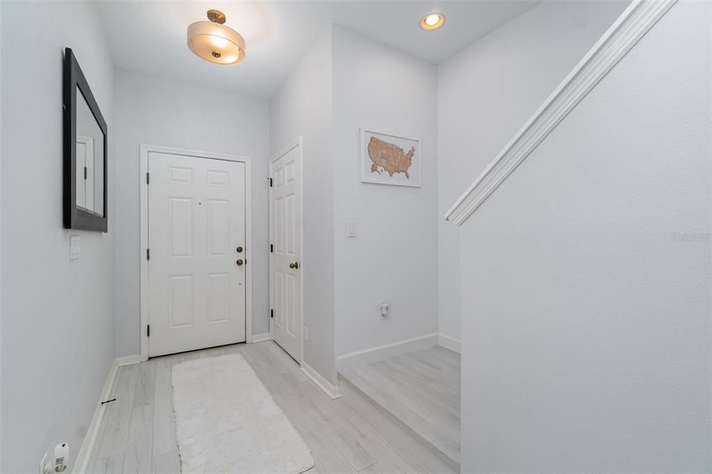 Activo con contrato: $299,900 (3 camas, 2 baños, 1575 Pies cuadrados)