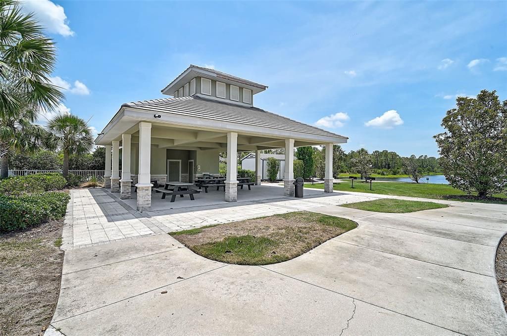 For Sale: $435,000 (3 beds, 2 baths, 1511 Square Feet)