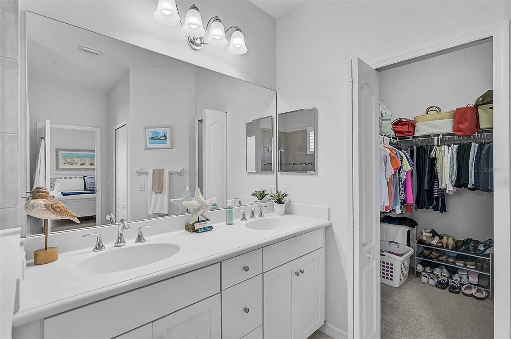 For Sale: $435,000 (3 beds, 2 baths, 1511 Square Feet)