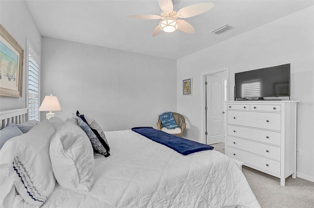 For Sale: $435,000 (3 beds, 2 baths, 1511 Square Feet)