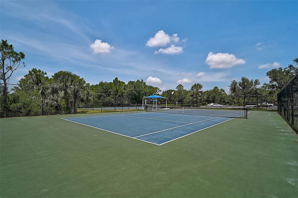 For Sale: $435,000 (3 beds, 2 baths, 1511 Square Feet)