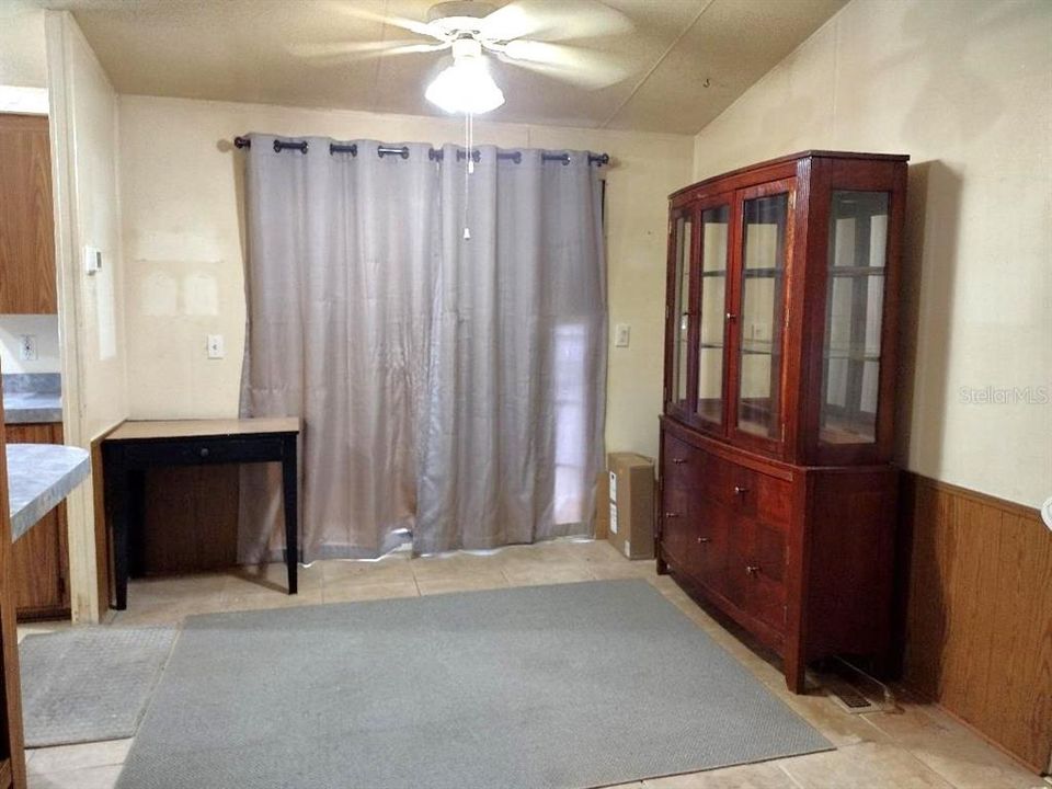 待售: $229,900 (3 贝兹, 2 浴室, 1056 平方英尺)