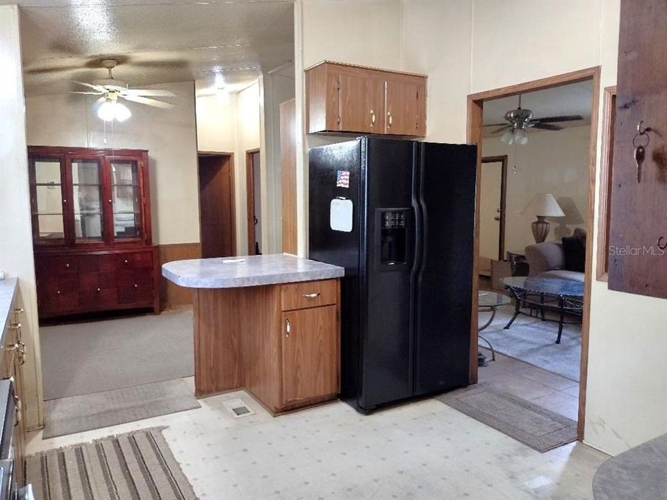 待售: $229,900 (3 贝兹, 2 浴室, 1056 平方英尺)