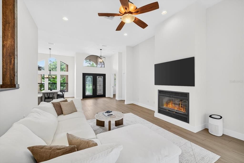 待售: $669,999 (4 贝兹, 2 浴室, 2228 平方英尺)