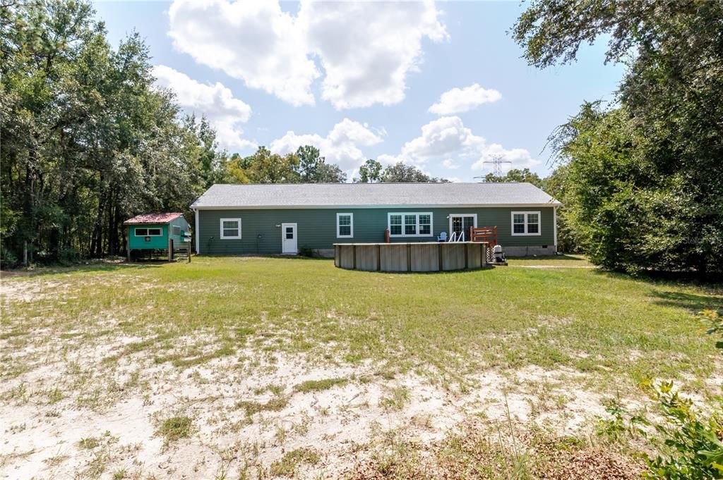 合同活跃: $425,000 (4 贝兹, 3 浴室, 2192 平方英尺)