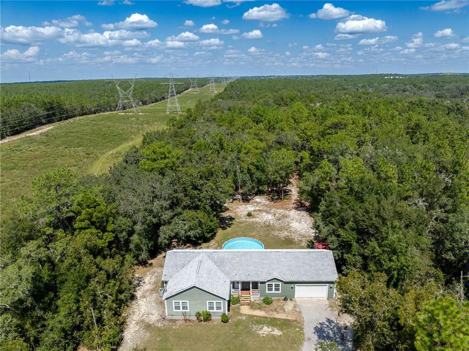 合同活跃: $425,000 (4 贝兹, 3 浴室, 2192 平方英尺)