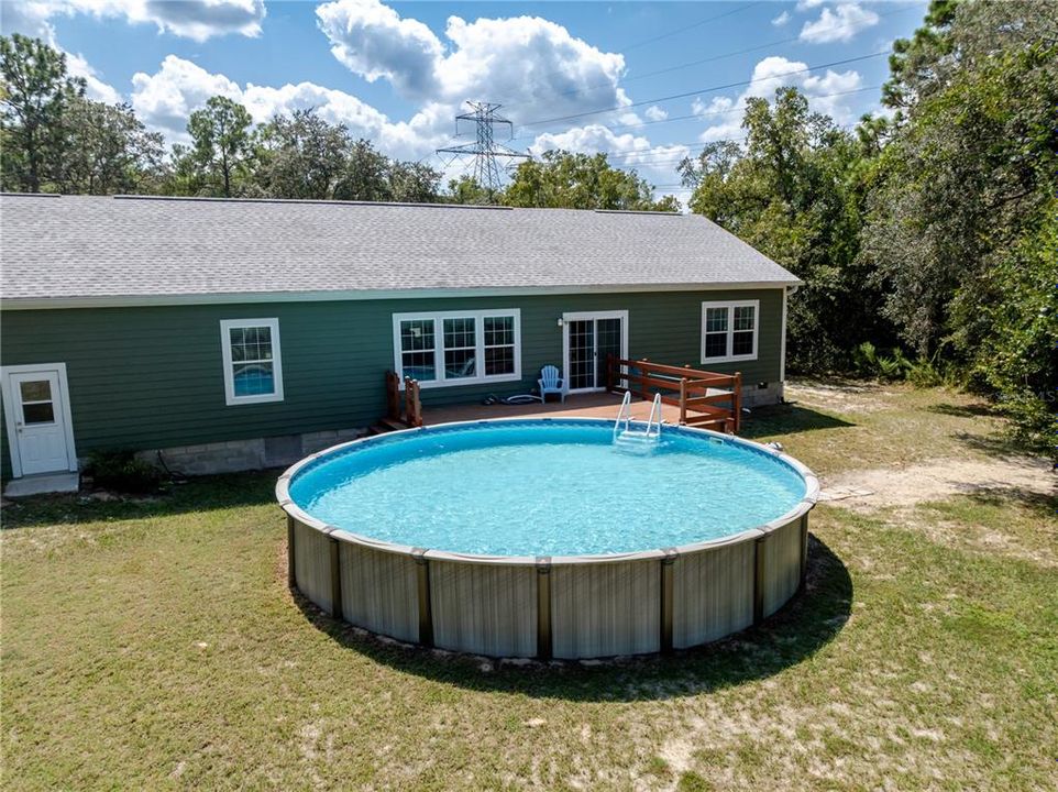 合同活跃: $425,000 (4 贝兹, 3 浴室, 2192 平方英尺)