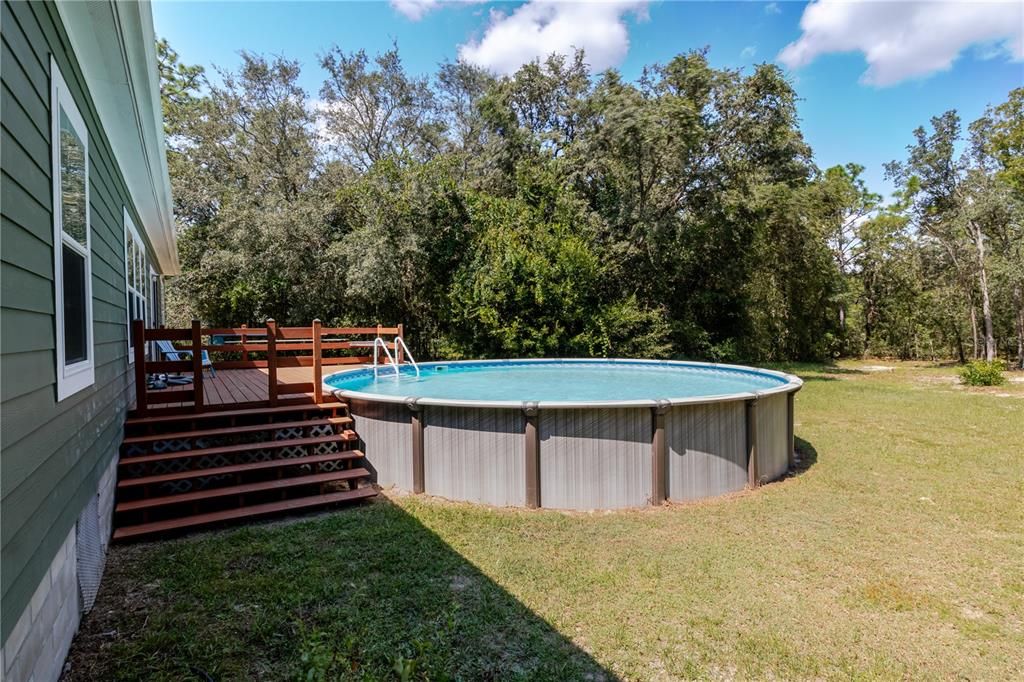 合同活跃: $425,000 (4 贝兹, 3 浴室, 2192 平方英尺)