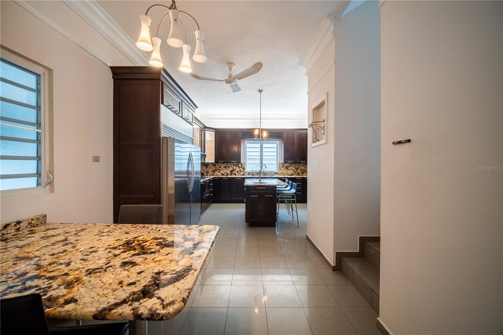 待售: $1,195,000 (5 贝兹, 4 浴室, 0 平方英尺)