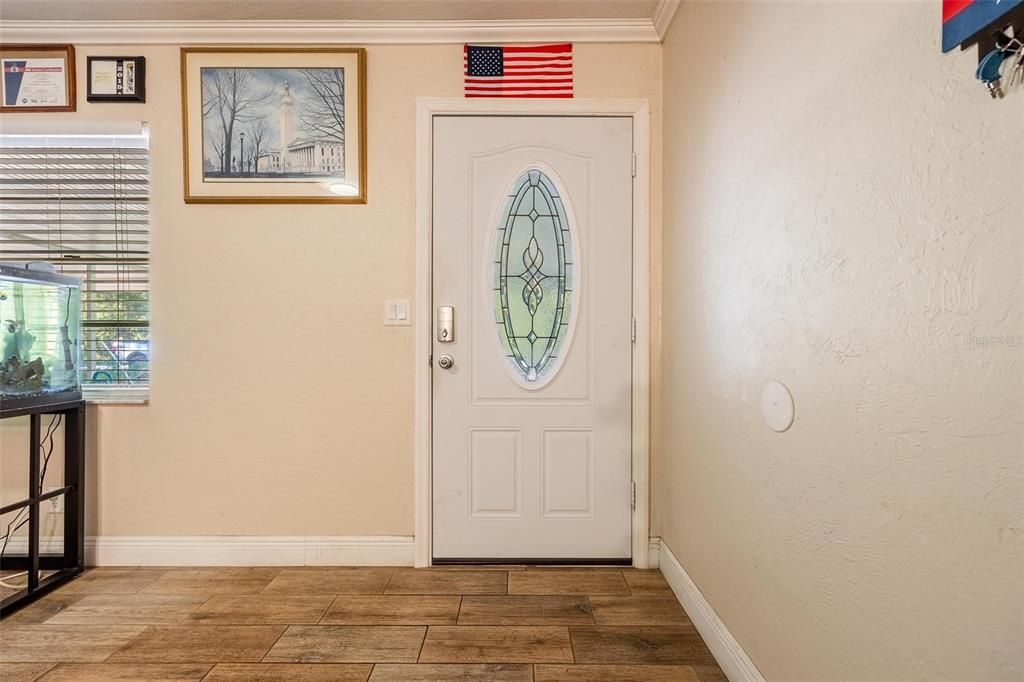 For Sale: $280,000 (3 beds, 2 baths, 1232 Square Feet)