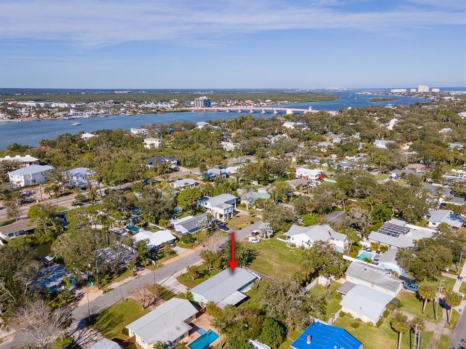 На продажу: $649,500 (3 спален, 2 ванн, 1366 Квадратных фут)