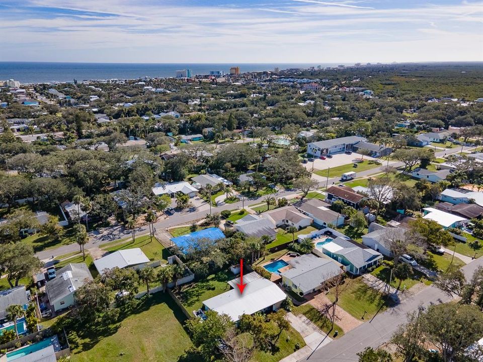 На продажу: $649,500 (3 спален, 2 ванн, 1366 Квадратных фут)