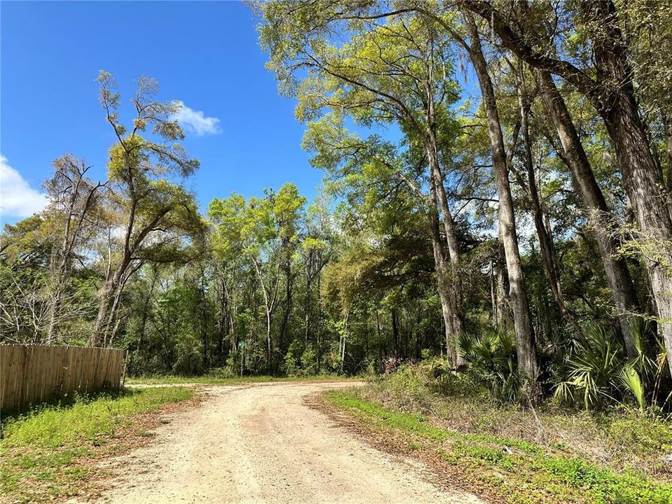 En Venta: $59,900 (0.92 acres)