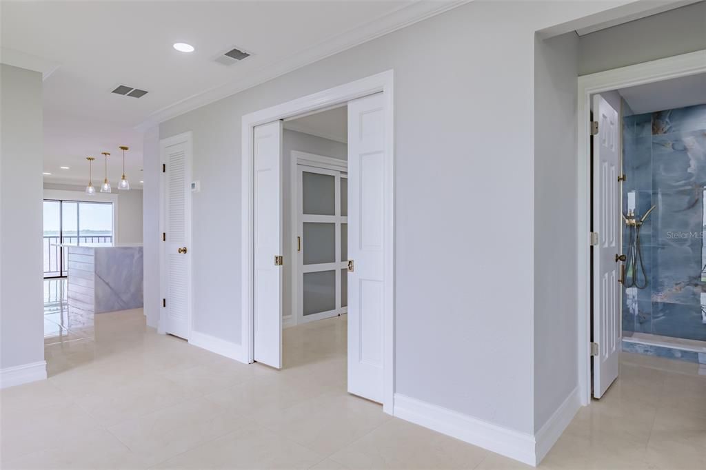 В аренду: $3,000 (2 спален, 2 ванн, 1079 Квадратных фут)