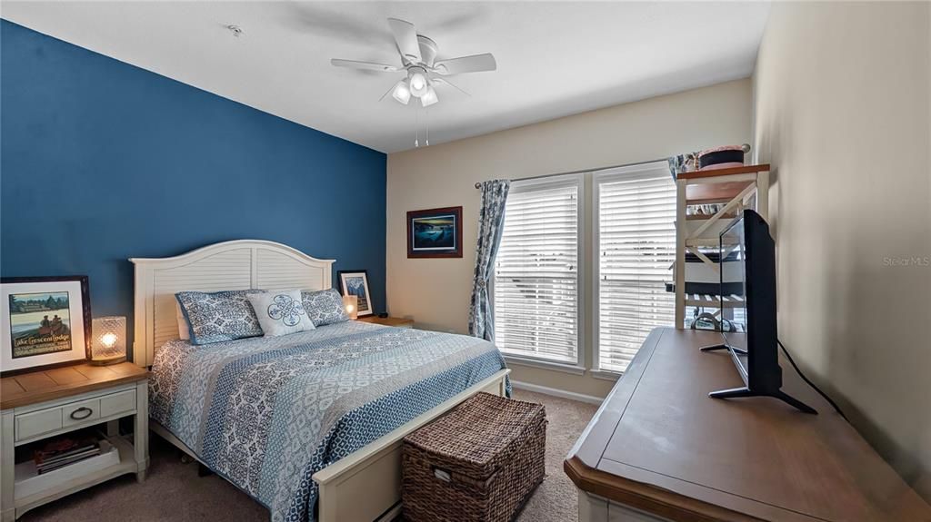 Под контрактом: $595,000 (3 спален, 2 ванн, 1890 Квадратных фут)