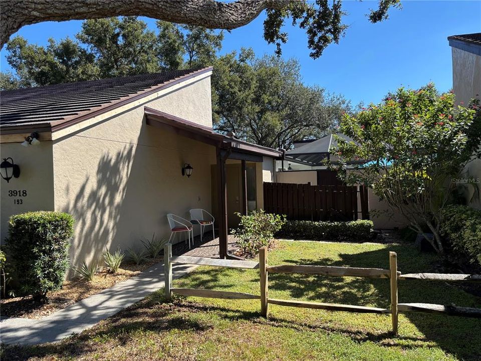 Active With Contract: $495,000 (2 beds, 2 baths, 1630 Square Feet)