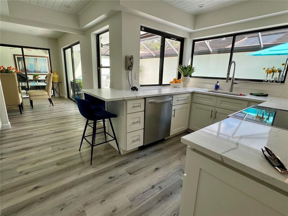 Active With Contract: $495,000 (2 beds, 2 baths, 1630 Square Feet)