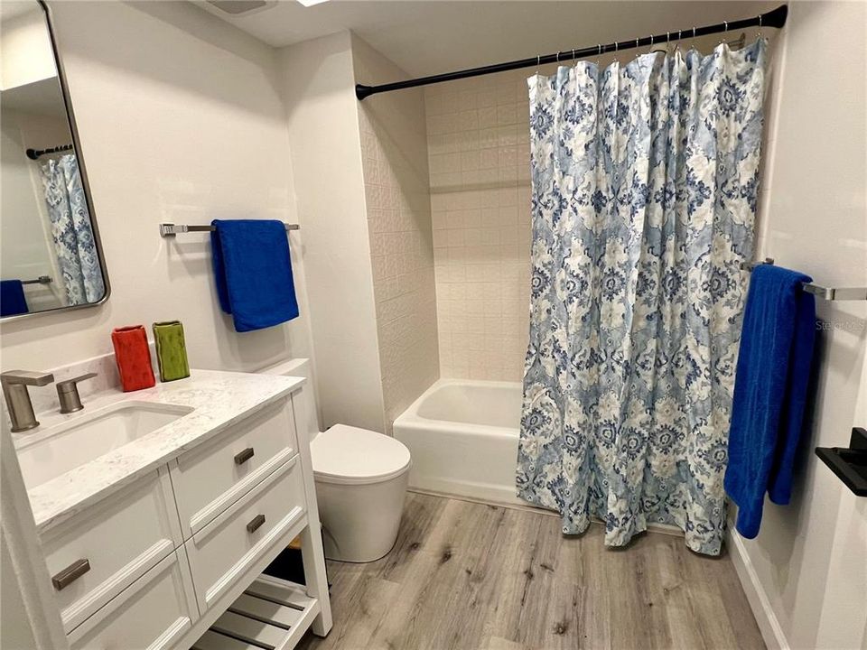 Active With Contract: $495,000 (2 beds, 2 baths, 1630 Square Feet)