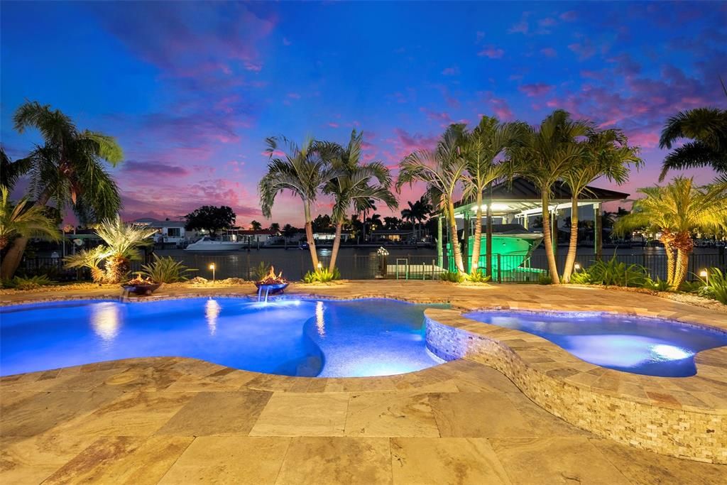 На продажу: $3,890,000 (3 спален, 3 ванн, 4509 Квадратных фут)