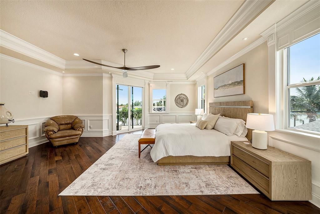 На продажу: $3,890,000 (3 спален, 3 ванн, 4509 Квадратных фут)