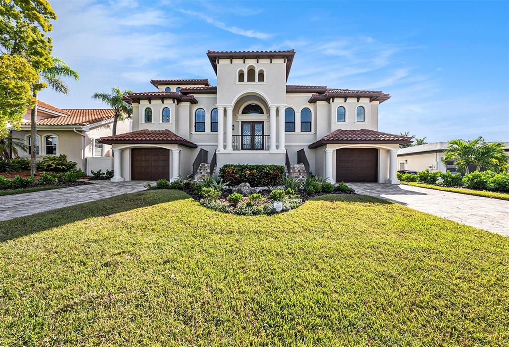 На продажу: $3,890,000 (3 спален, 3 ванн, 4509 Квадратных фут)