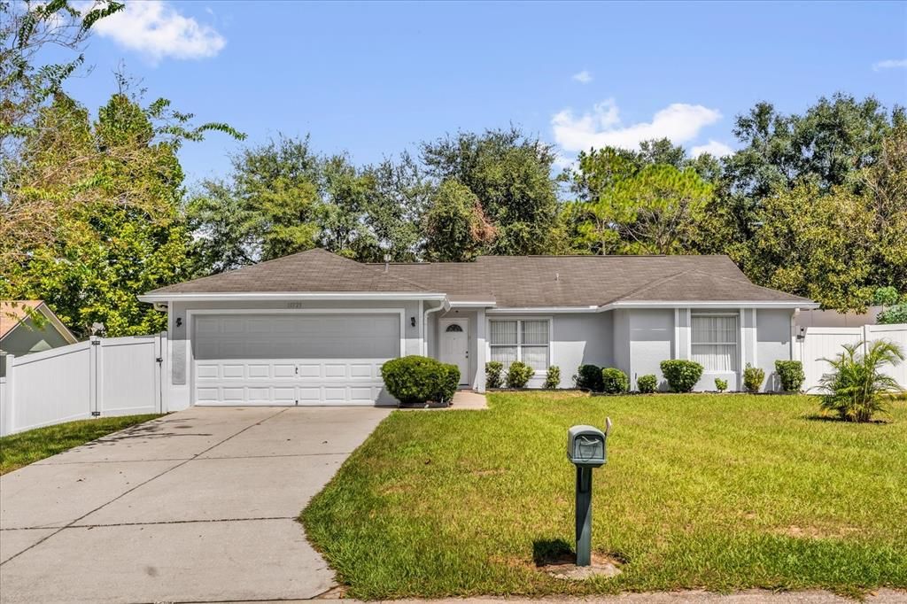 Vendido Recientemente: $330,000 (3 camas, 2 baños, 1610 Pies cuadrados)