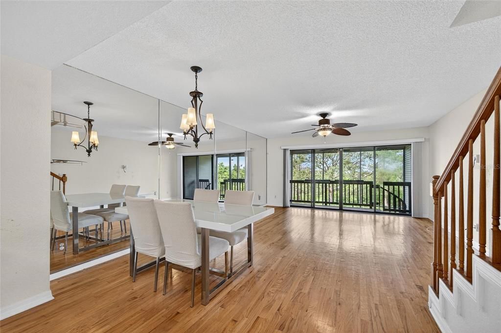 На продажу: $375,000 (3 спален, 3 ванн, 1998 Квадратных фут)