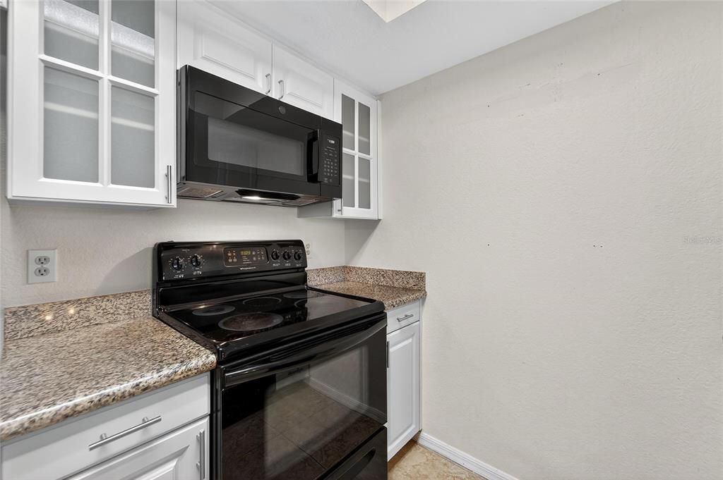 На продажу: $375,000 (3 спален, 3 ванн, 1998 Квадратных фут)