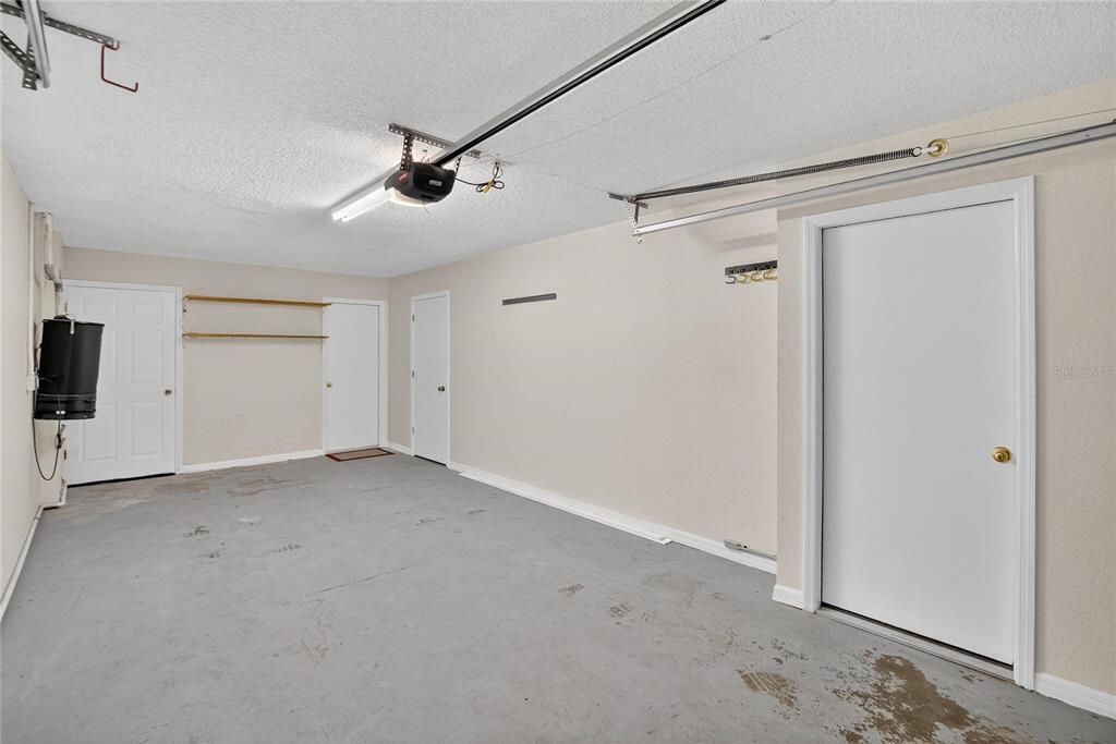 На продажу: $375,000 (3 спален, 3 ванн, 1998 Квадратных фут)