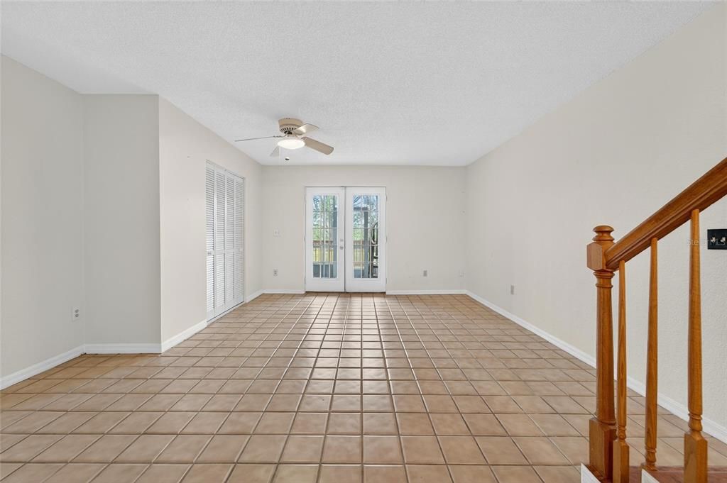 На продажу: $375,000 (3 спален, 3 ванн, 1998 Квадратных фут)