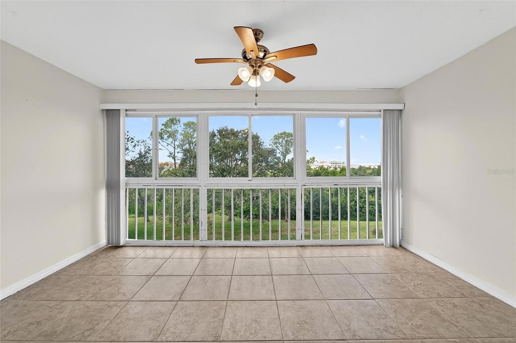 На продажу: $375,000 (3 спален, 3 ванн, 1998 Квадратных фут)