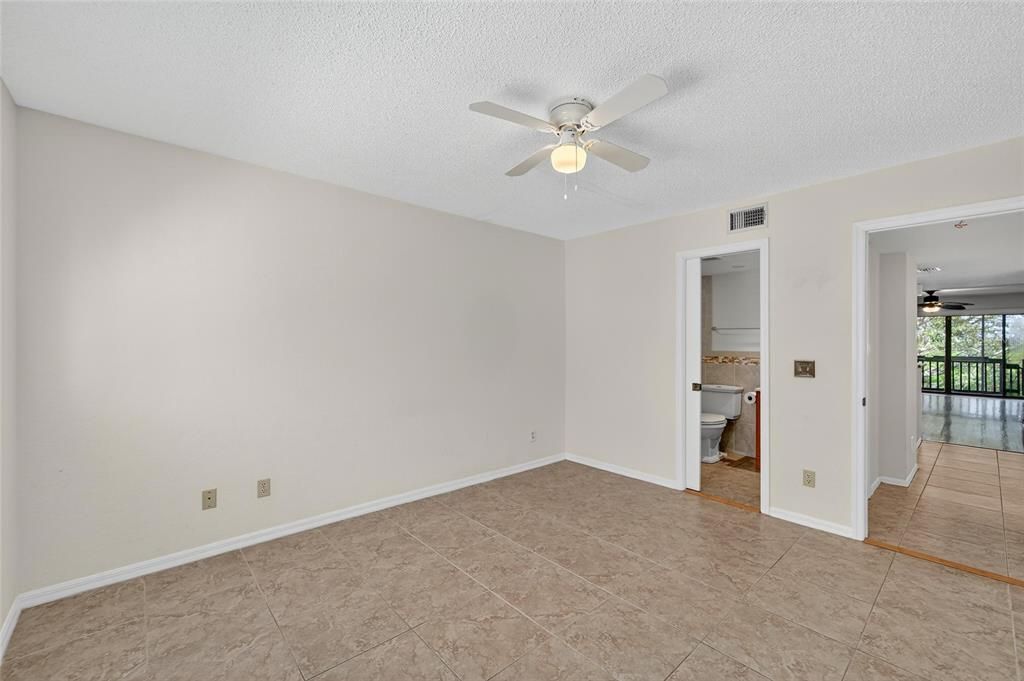 На продажу: $375,000 (3 спален, 3 ванн, 1998 Квадратных фут)