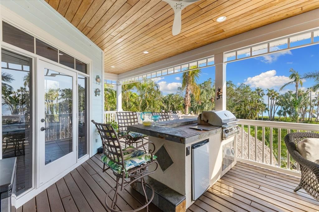 For Rent: $15,000 (3 beds, 2 baths, 5326 Square Feet)