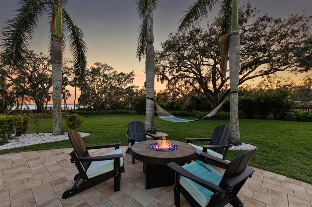 For Rent: $15,000 (3 beds, 2 baths, 5326 Square Feet)