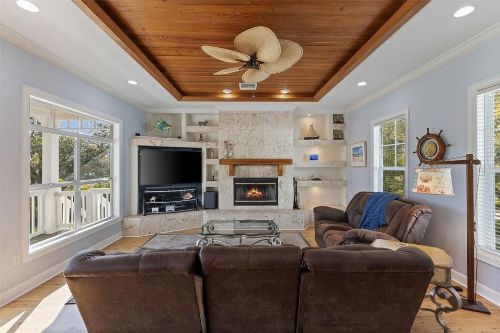 For Rent: $15,000 (3 beds, 2 baths, 5326 Square Feet)