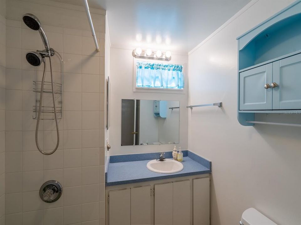 待售: $119,000 (3 贝兹, 1 浴室, 1312 平方英尺)