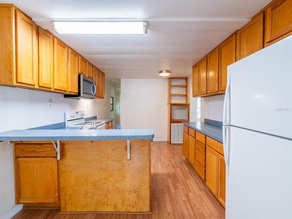 待售: $119,000 (3 贝兹, 1 浴室, 1312 平方英尺)