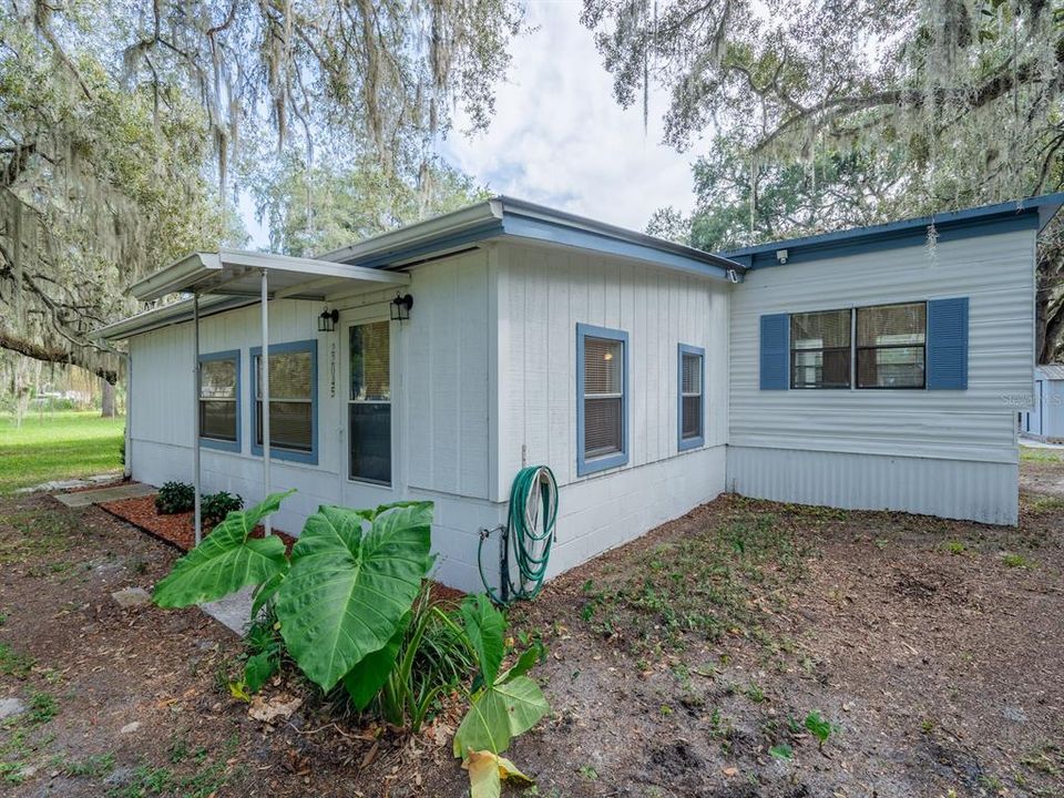 待售: $119,000 (3 贝兹, 1 浴室, 1312 平方英尺)