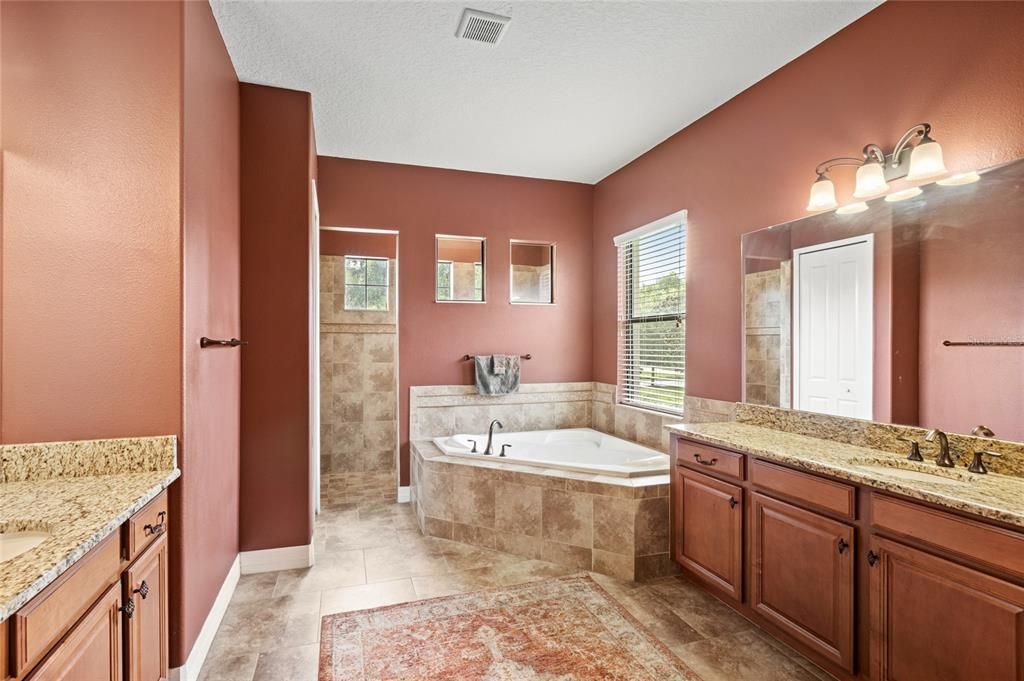 Active With Contract: $759,000 (3 beds, 2 baths, 3216 Square Feet)