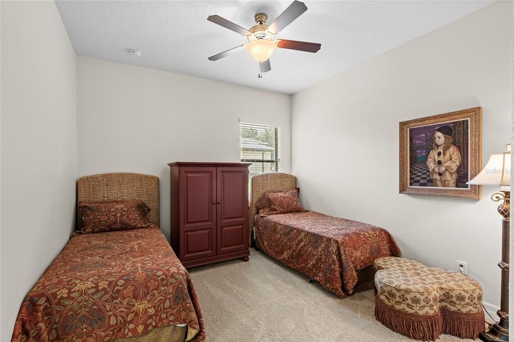 Active With Contract: $759,000 (3 beds, 2 baths, 3216 Square Feet)