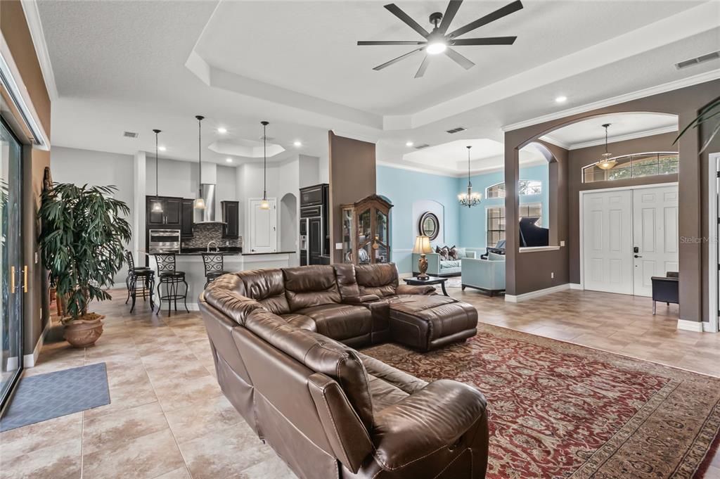 Active With Contract: $759,000 (3 beds, 2 baths, 3216 Square Feet)