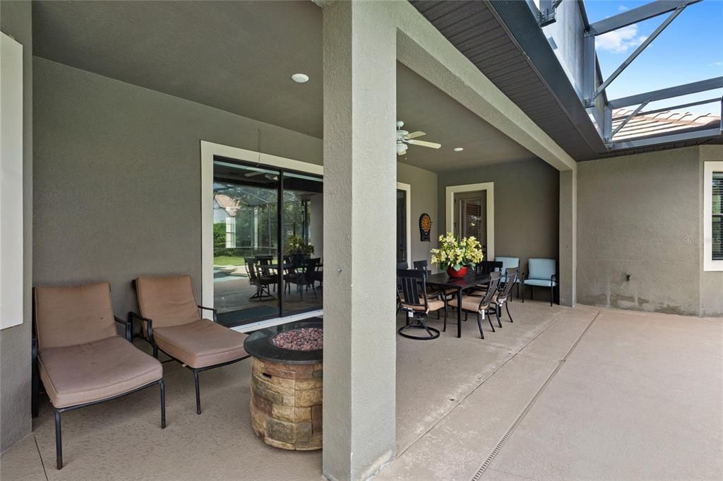 Active With Contract: $759,000 (3 beds, 2 baths, 3216 Square Feet)