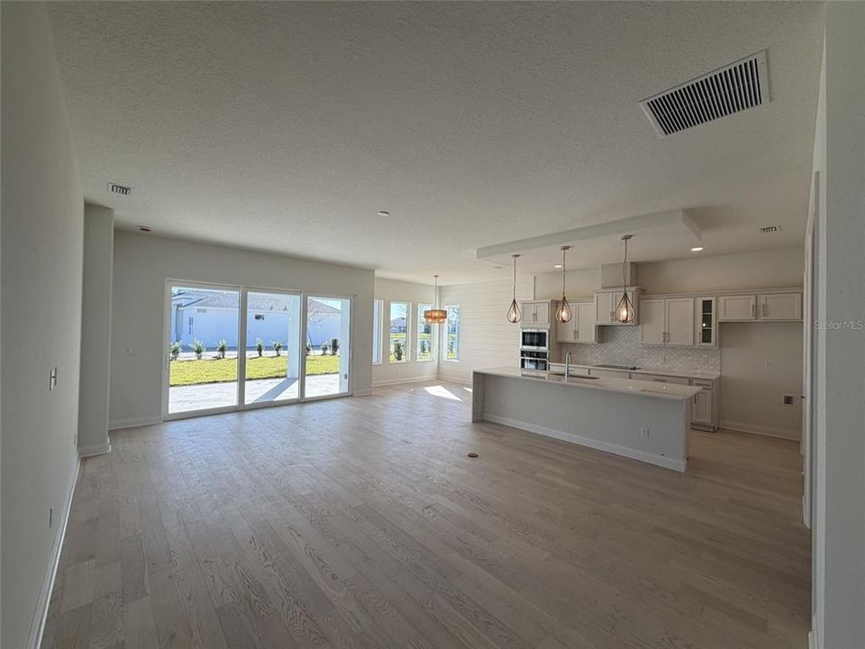 Active With Contract: $489,000 (3 beds, 2 baths, 1908 Square Feet)